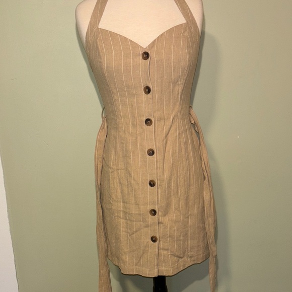 LOST & WANDER Chic tan/white striped Button-Down Halter Mini Dress size Small - Picture 12 of 13